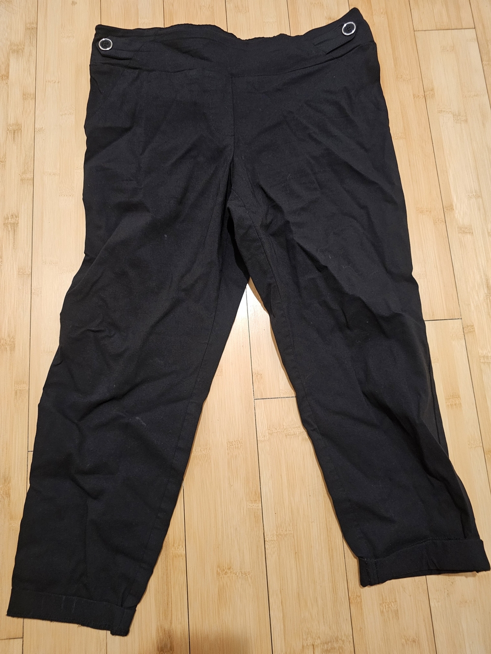 Soho Women's Black Capris with Grommet Waist Detail
